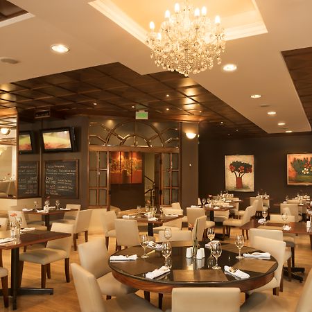 Hotel Reina Isabel Quito Dış mekan fotoğraf