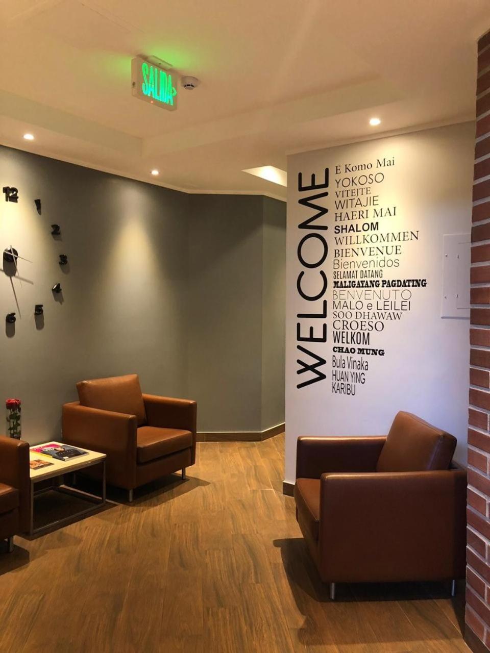 Hotel Reina Isabel Quito Dış mekan fotoğraf
