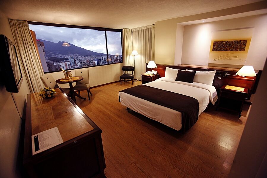 Hotel Reina Isabel Quito Dış mekan fotoğraf